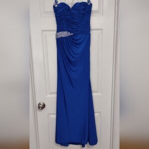 Lower price!*Strapless Gown(2)***